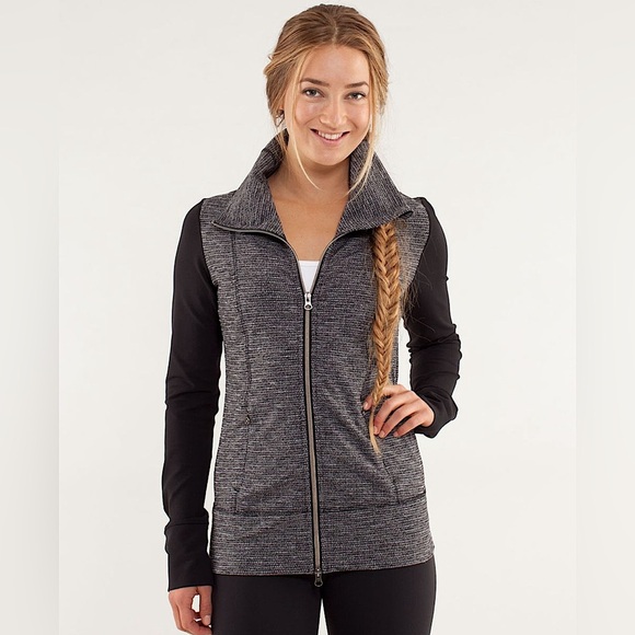 Lululemon Daily Yoga Jacket Coco Pique‎ Zip-Up Jacket, Black/Black, Size 6 - Picture 1 of 15